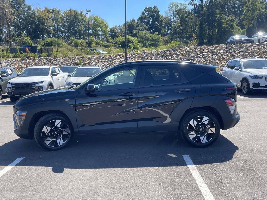 Certified 2025 Hyundai Kona SEL FWD image 6