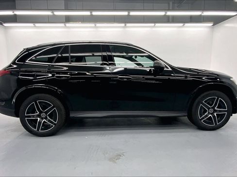 New 2026 Mercedes-Benz GLC 300 image 9