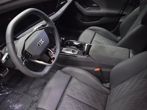 New 2025 Audi S6 e-tron Premium Plus image 4