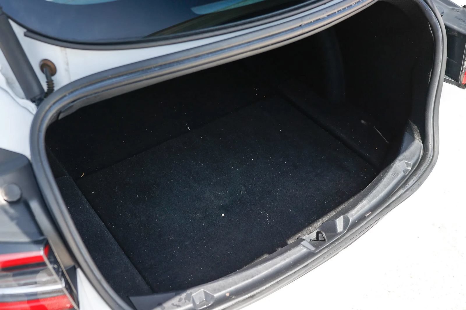 Used 2021 Tesla Model 3 Standard Range Plus RWD image 14