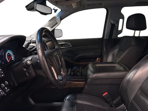 Used 2019 GMC Yukon XL Denali AWD/4WD image 26