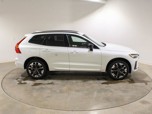 New 2026 Volvo XC60 B5 Plus w/ Protection Package Premier image 6