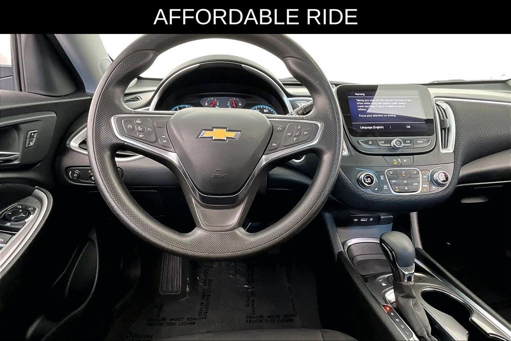 Used 2025 Chevrolet Malibu LT FWD image 6