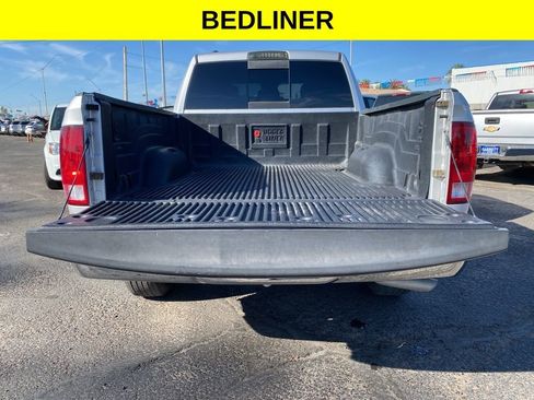Used 2017 RAM 1500 Classic SLT RWD image 7