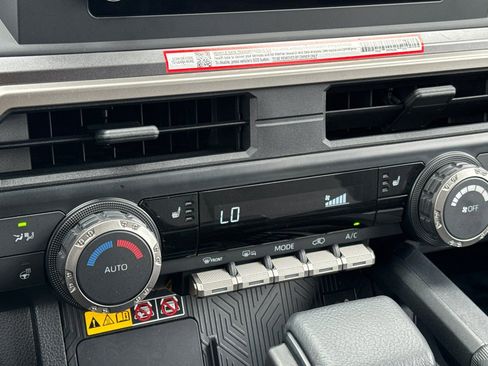 Certified 2025 Toyota 4Runner TRD Off-Road AWD/4WD image 27