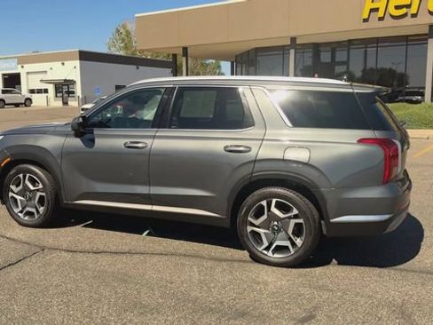 Used 2025 Hyundai Palisade Limited AWD/4WD image 6