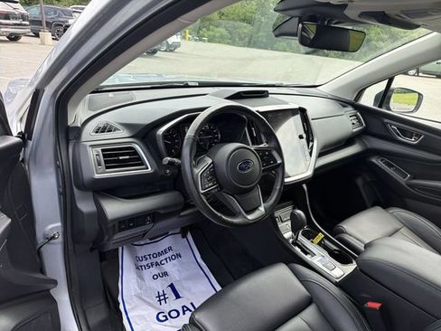 Used 2023 Subaru Ascent Limited AWD/4WD image 10