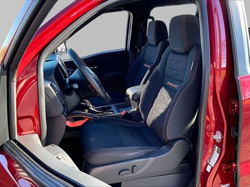 Used 2024 Nissan Frontier PRO-4X w/ Off-Road Protection Package image 18