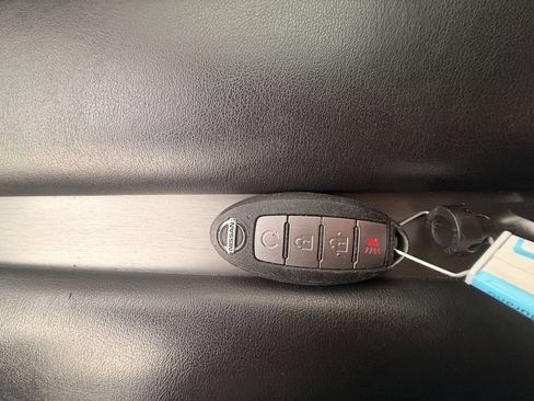 Used 2020 Nissan Murano SV FWD image 32