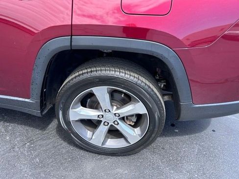 Used 2022 Jeep Grand Cherokee L Limited image 9