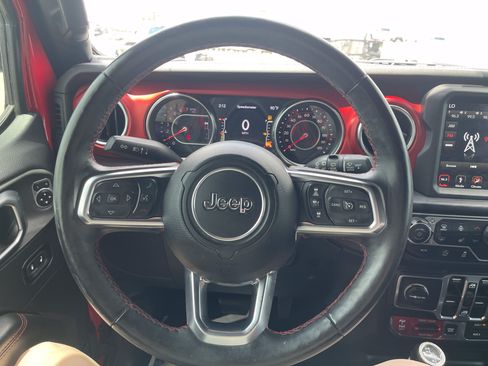 Used 2019 Jeep Wrangler Unlimited Rubicon AWD/4WD image 16