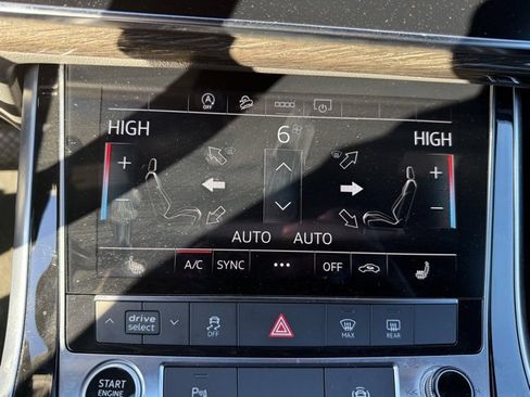 Used 2025 Audi Q7 3.0T Premium Plus image 18