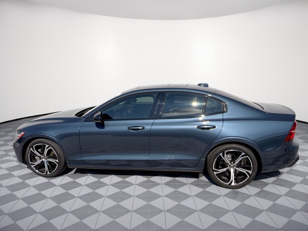 Used 2024 Volvo S60 B5 Plus w/ Climate Package FWD image 2