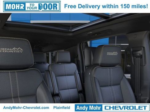 New 2025 Chevrolet Suburban High Country image 24