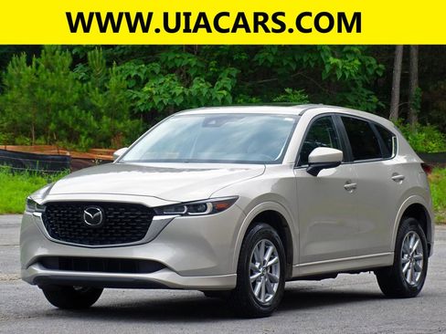 Used 2024 MAZDA CX-5 AWD 2.5 S w/ Preferred Package image 2