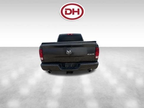 Used 2015 RAM 1500 Express AWD/4WD image 9