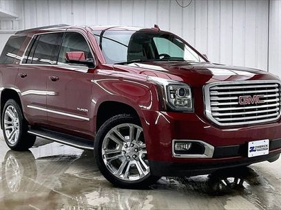 Used 2017 GMC Yukon SLT w/ Premium Edition
