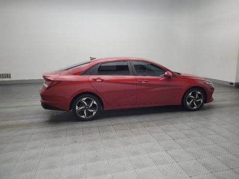 Used 2023 Hyundai Elantra SEL w/ Convenience Package image 10