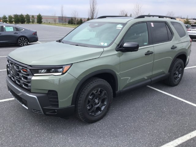 New 2026 Honda Pilot TrailSport image 6