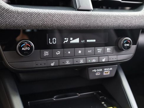 New 2026 Subaru Outback Limited AWD/4WD image 13