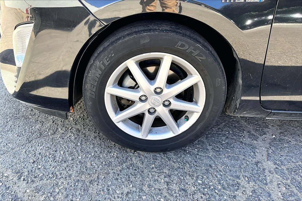 Used 2016 Toyota Prius C Three FWD image 7