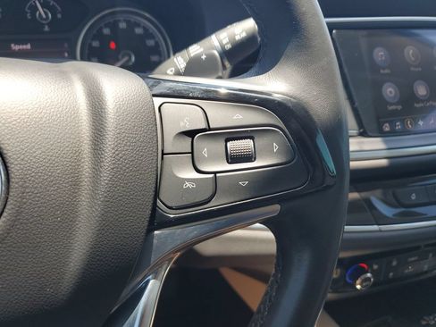 Used 2023 Buick Enclave Essence FWD image 22