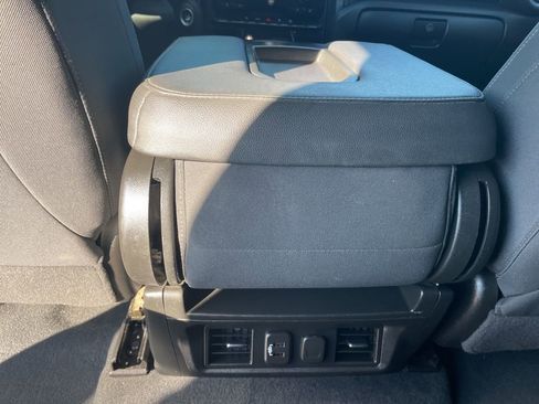 Used 2021 Chevrolet Silverado 1500 RST w/ Z71 Off-Road Package image 15