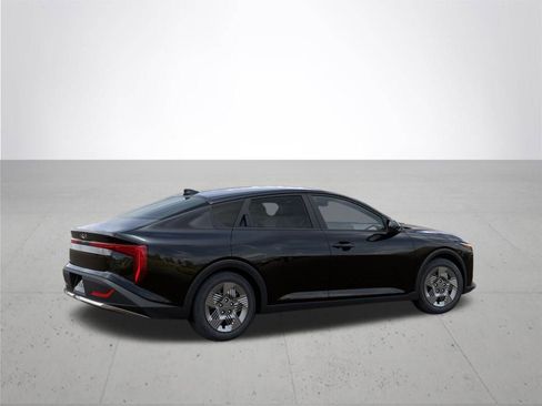 New 2026 Kia K4 LX image 6