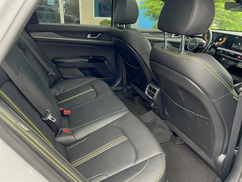 Used 2025 Kia K5 GT image 16