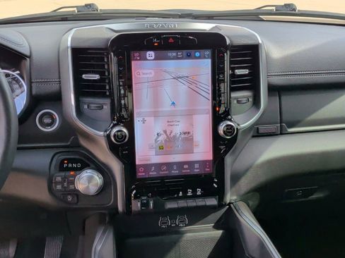 Used 2025 RAM 1500 Laramie w/ Laramie Southwest Edition image 27