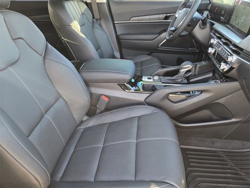 New 2025 Kia Telluride EX image 10