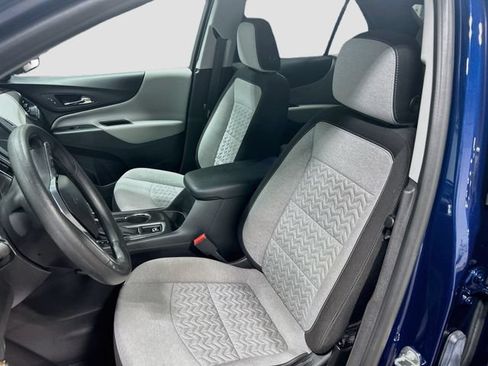 Used 2022 Chevrolet Equinox LS w/ LS Convenience Package FWD image 20