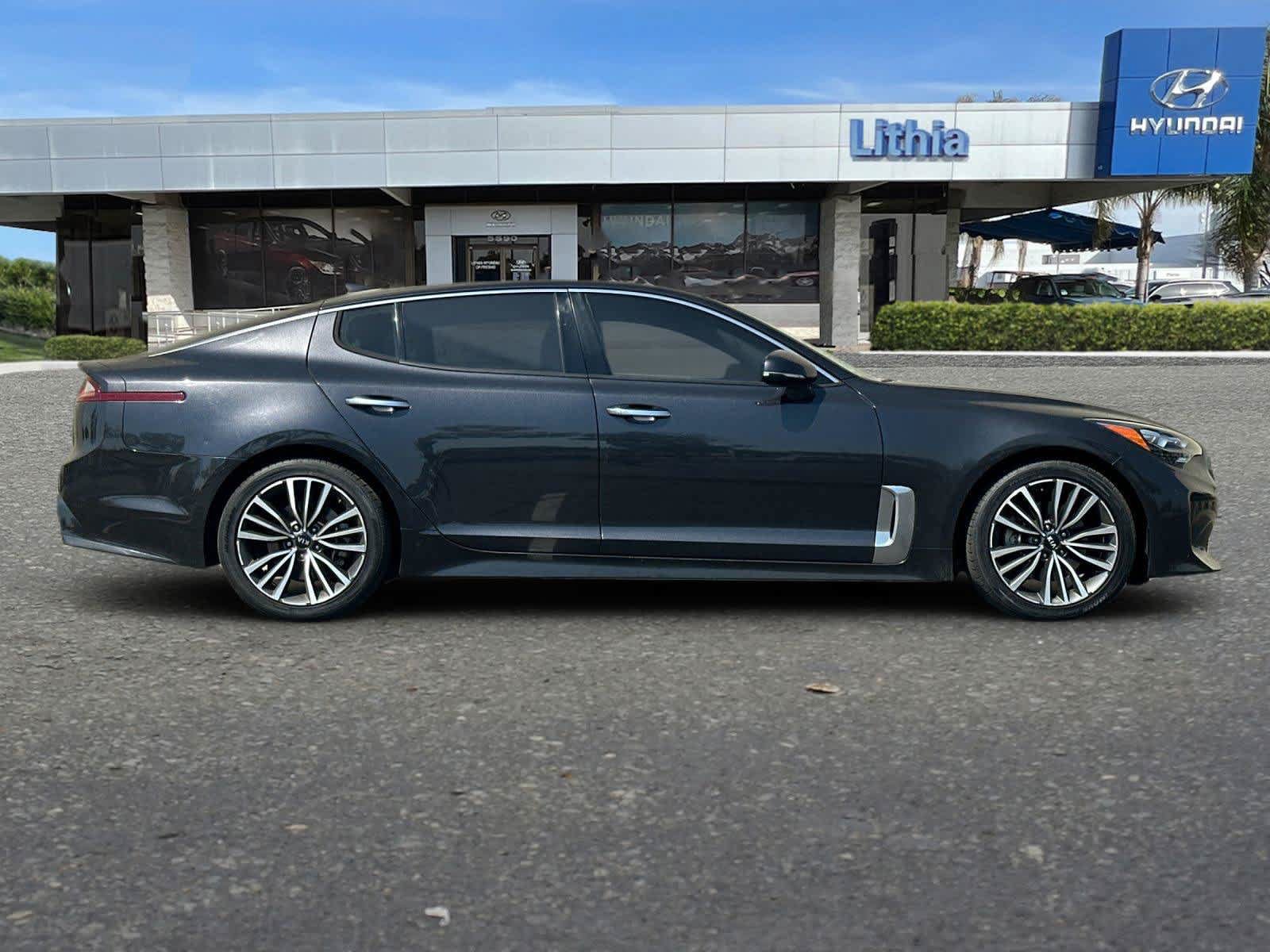 Used 2019 Kia Stinger Premium RWD image 9