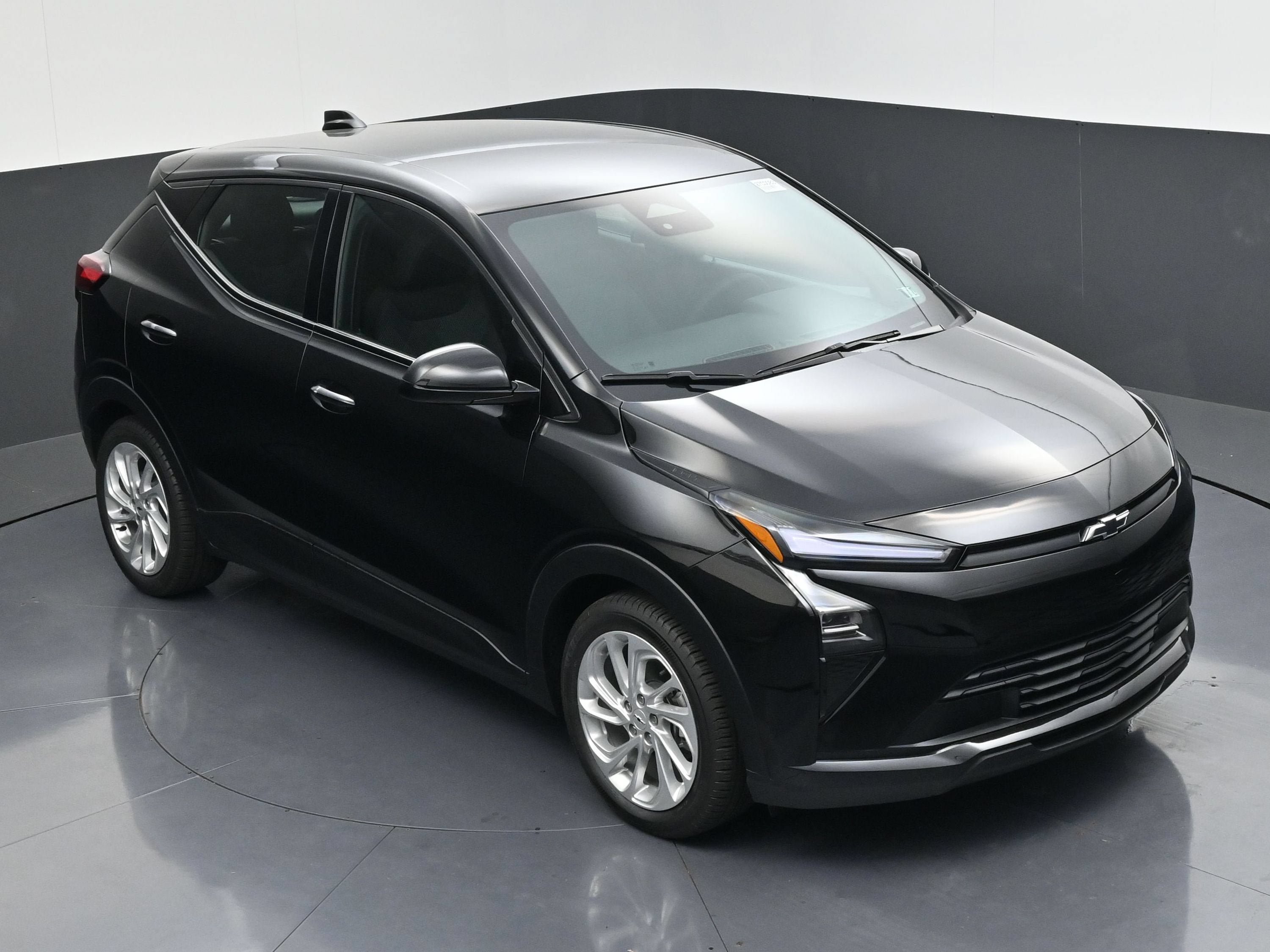 New 2027 Chevrolet Bolt LT w/ Comfort Package FWD image 68