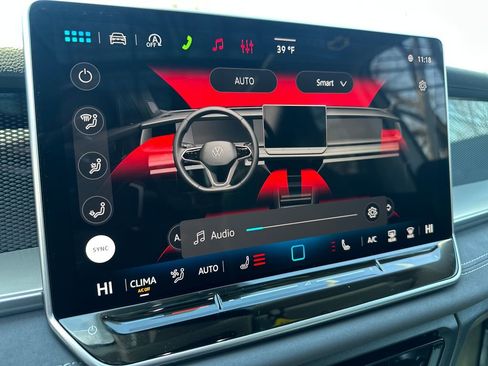 New 2026 Volkswagen Tiguan SE image 11