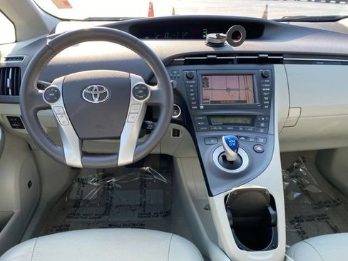 Used 2010 Toyota Prius Five FWD image 10