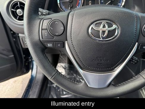 Used 2017 Toyota Corolla SE w/ SE Premium Package image 10