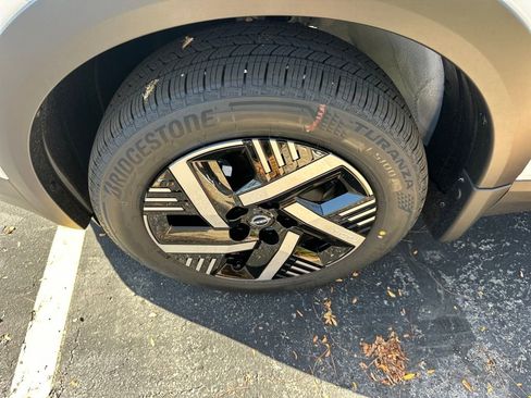 New 2026 Nissan Kicks SV image 34