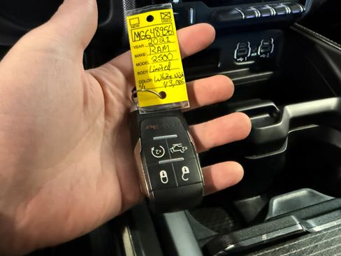 Used 2021 RAM 2500 Limited AWD/4WD image 54