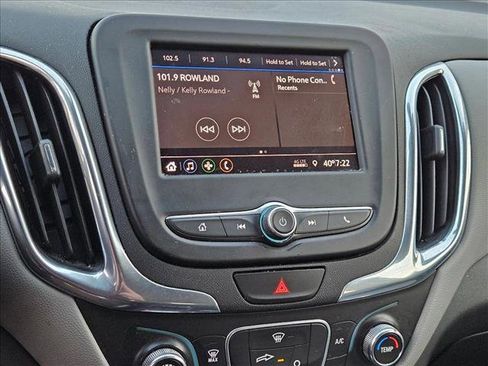 Used 2020 Chevrolet Equinox LS w/ LS Convenience Package image 14