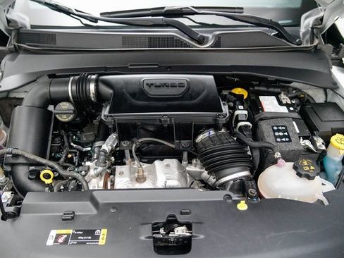 Used 2024 Jeep Compass Trailhawk image 12