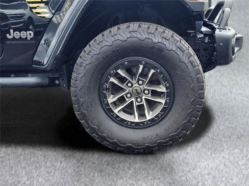 Used 2024 Jeep Wrangler Unlimited Rubicon 392 AWD/4WD image 6