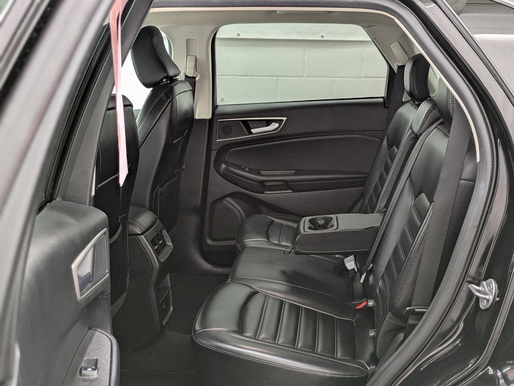 Used 2024 Ford Edge SEL AWD/4WD image 14