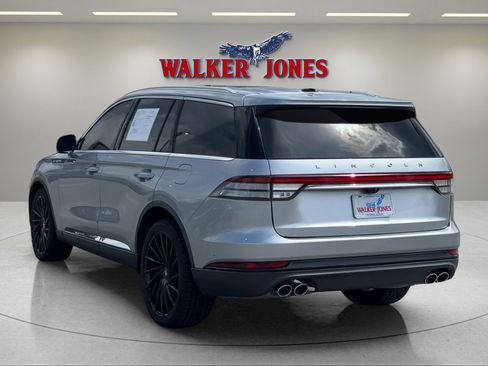 Used 2022 Lincoln Aviator Reserve image 5