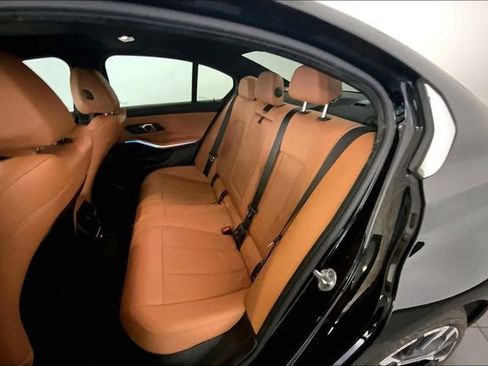 Used 2025 BMW 330i Sedan w/ Convenience Package image 12