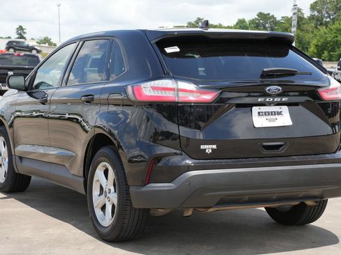 Used 2021 Ford Edge SE FWD image 4