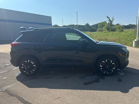Used 2021 Chevrolet TrailBlazer LT w/ Convenience Package FWD image 6