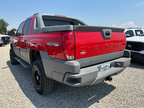 Used 2002 Chevrolet Avalanche 2500 w/ Convenience Pkg AWD/4WD image 8