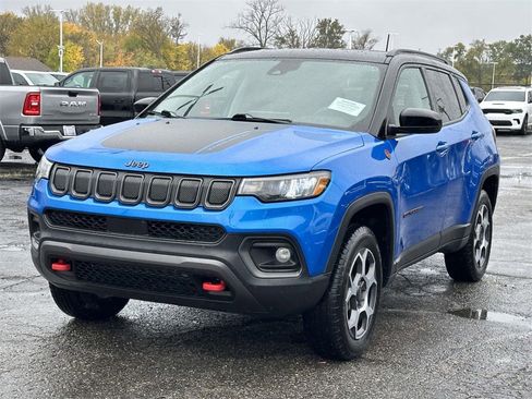 Used 2022 Jeep Compass Trailhawk image 7
