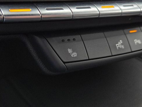 Certified 2023 Cadillac XT4 Premium Luxury w/ Enhanced Visibility Package image 22